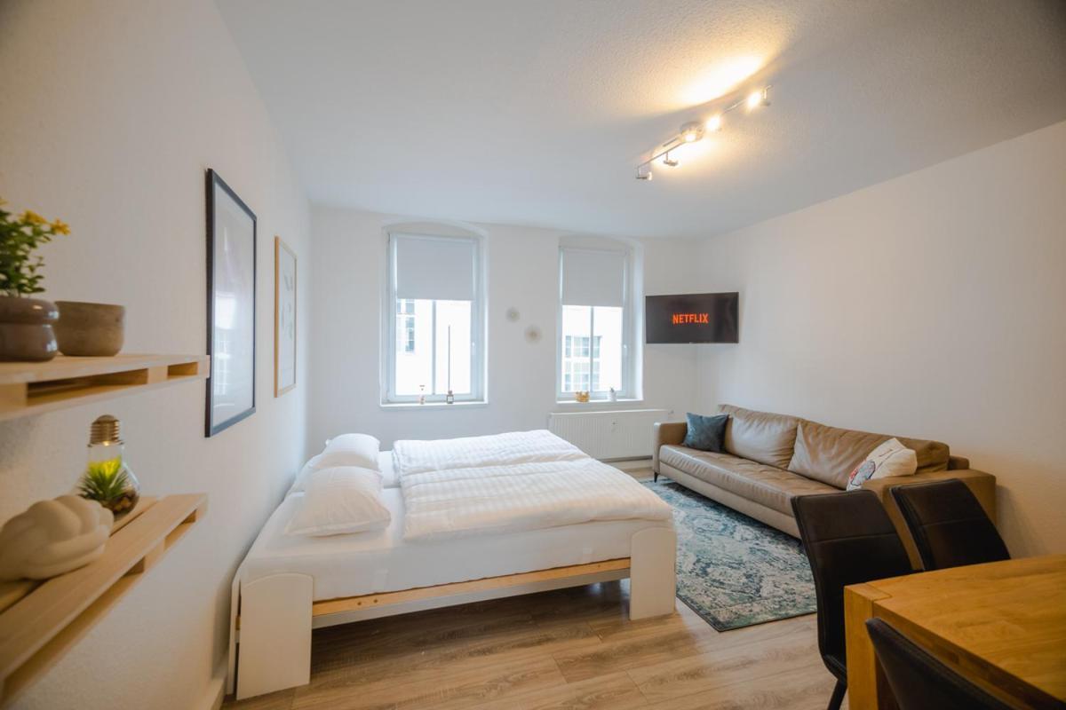 Ferienwohnung Laura In Gera Fuer Bis Zu 4 Personen - Neu Renoviert Kültér fotó